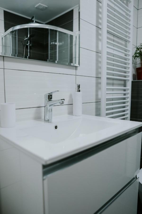 Apartman Nikola Gospić Extérieur photo